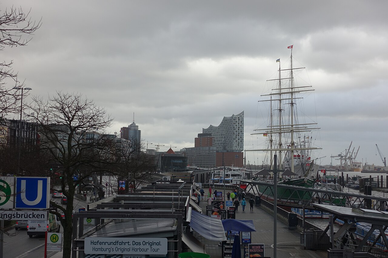 St. Pauli Landungsbrücken